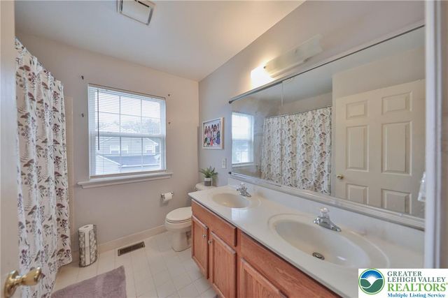 116 Daffodil Drive, Stroud Twp, PA 18301