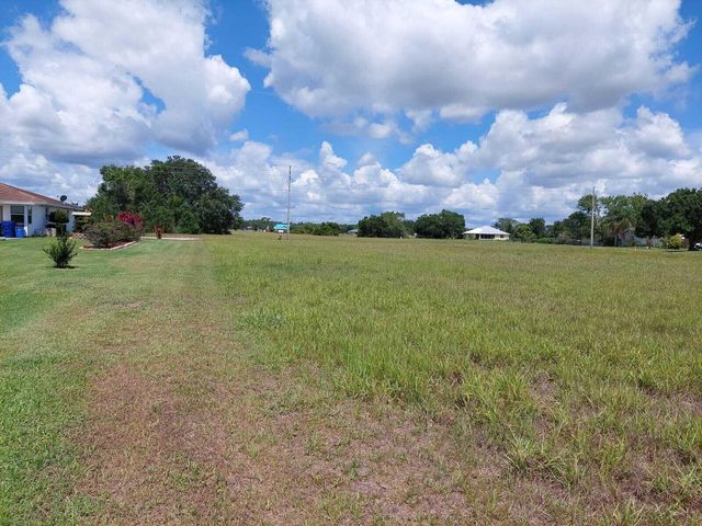 7924 Castile Road, Sebring, FL 33876