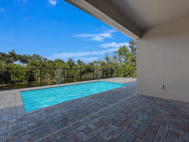 1834 NW 27th AVE, Cape Coral, FL 33993