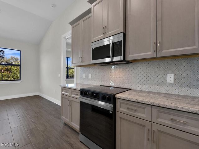 1834 NW 27th AVE, Cape Coral, FL 33993