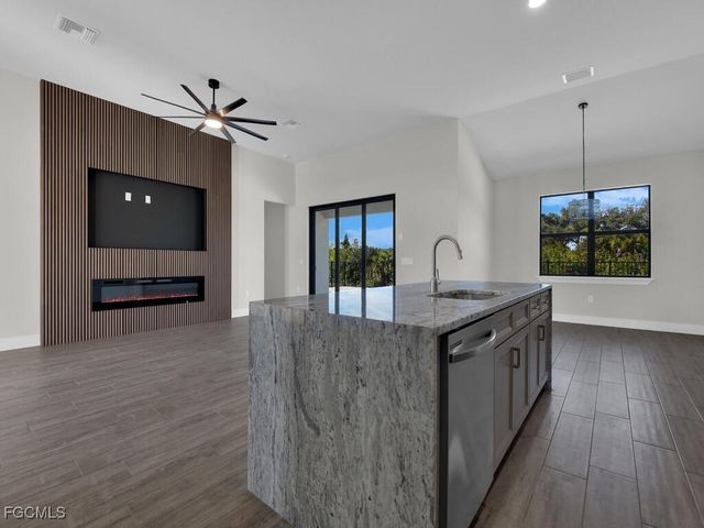 1834 NW 27th AVE, Cape Coral, FL 33993