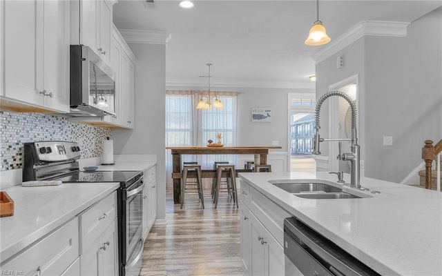 1027 E Ocean View AVE, Norfolk, VA 23503