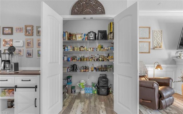 1027 E Ocean View AVE, Norfolk, VA 23503