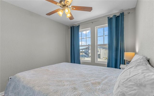 1027 E Ocean View AVE, Norfolk, VA 23503