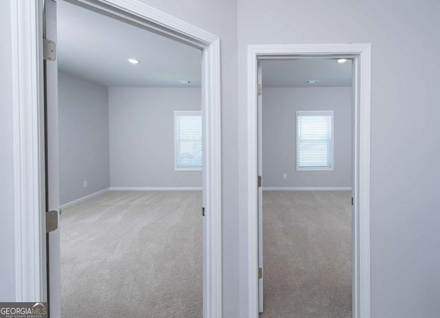 5525 Leyland Drive, Flowery Branch, GA 30542