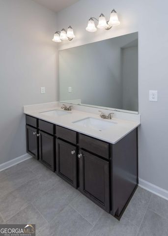 5525 Leyland Drive, Flowery Branch, GA 30542