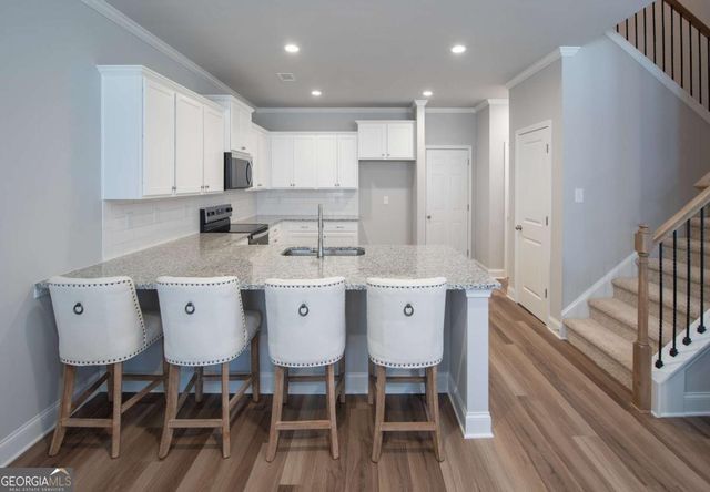 5525 Leyland Drive, Flowery Branch, GA 30542