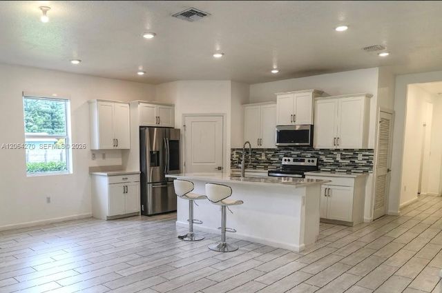 30600 SW 193rd Ave, Homestead, FL 33030