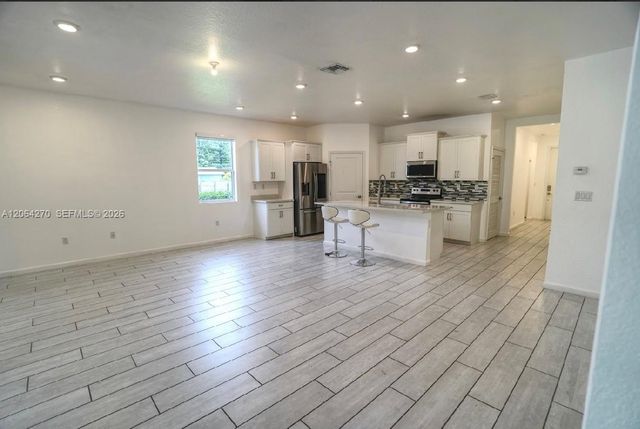 30600 SW 193rd Ave, Homestead, FL 33030