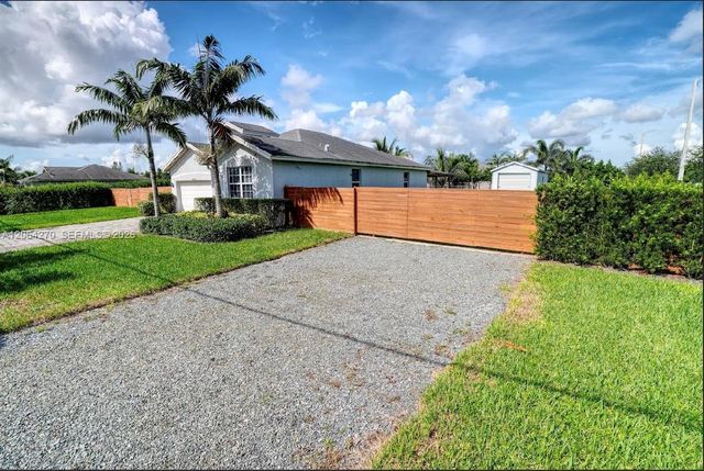 30600 SW 193rd Ave, Homestead, FL 33030