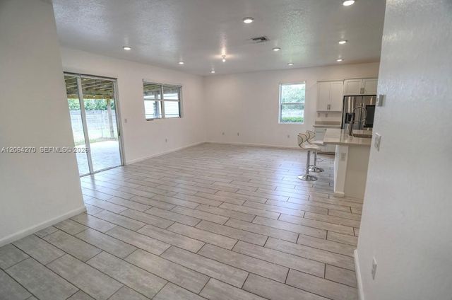 30600 SW 193rd Ave, Homestead, FL 33030