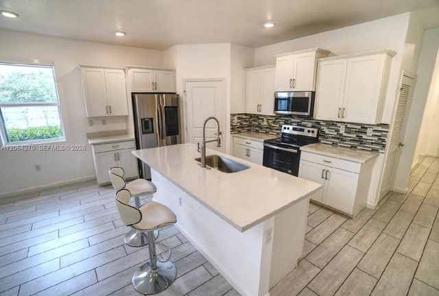 30600 SW 193rd Ave, Homestead, FL 33030