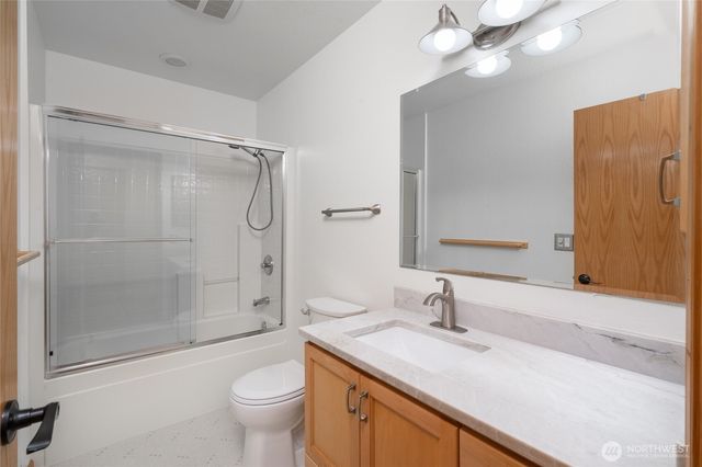 6404 Warren Street, Anacortes, WA 98221