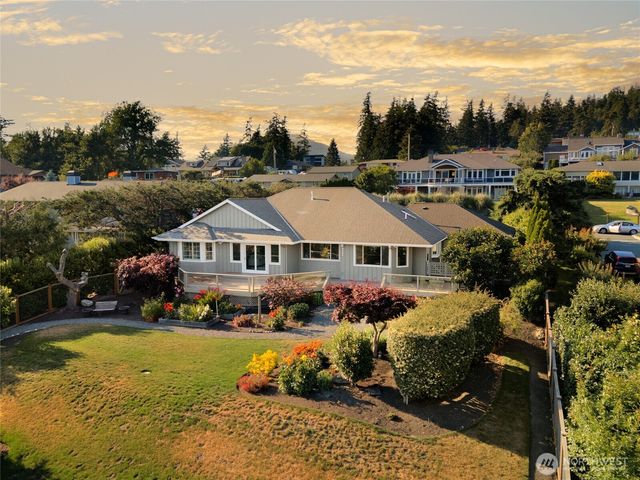 6404 Warren Street, Anacortes, WA 98221