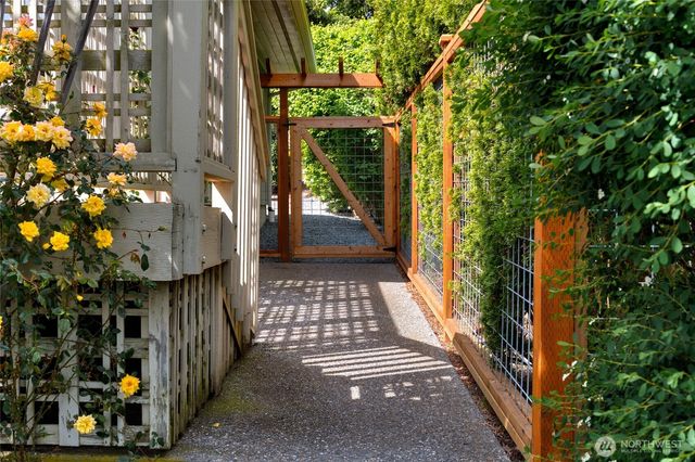 6404 Warren Street, Anacortes, WA 98221