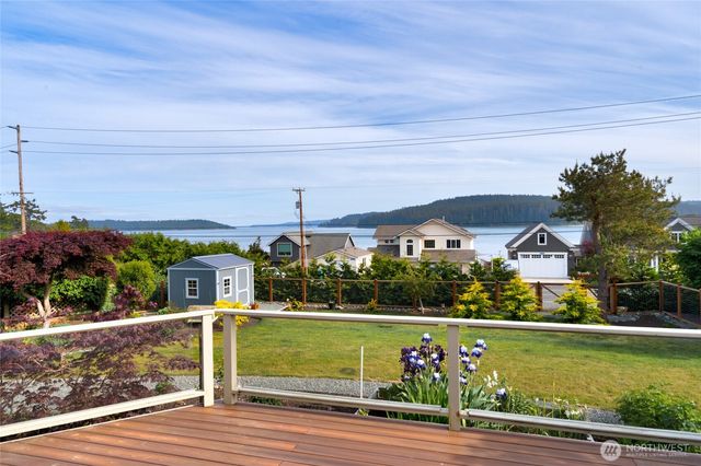 6404 Warren Street, Anacortes, WA 98221
