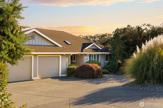 6404 Warren Street, Anacortes, WA 98221