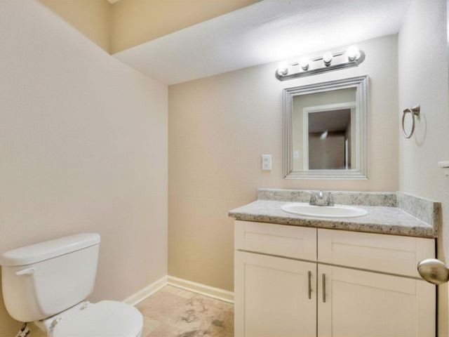 2918 16th Avenue N, Texas City, TX 77590