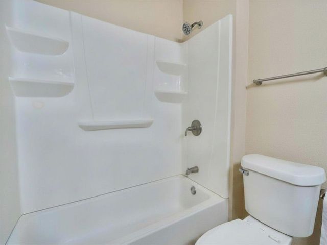 2918 16th Avenue N, Texas City, TX 77590