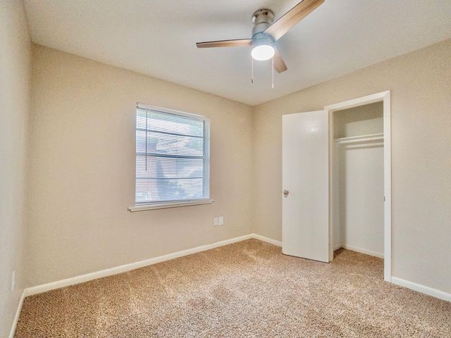 2918 16th Avenue N, Texas City, TX 77590