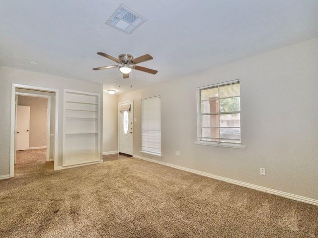 2918 16th Avenue N, Texas City, TX 77590