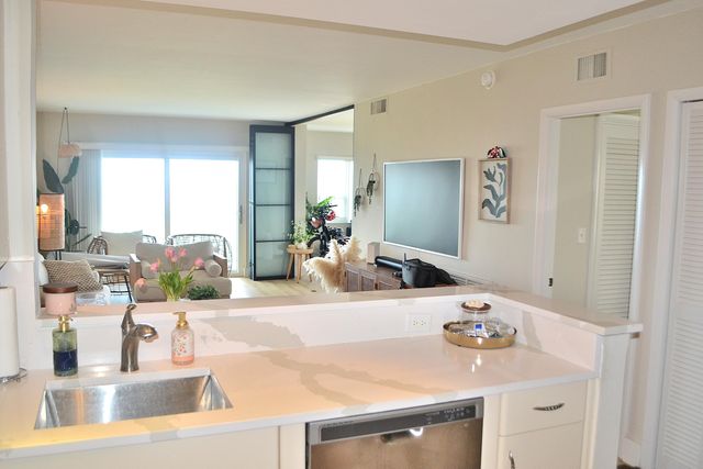 6000 N OCEAN Boulevard 10B, Fort Lauderdale, FL 33308