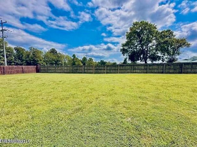 4985 Bobo Place, Olive Branch, MS 38654