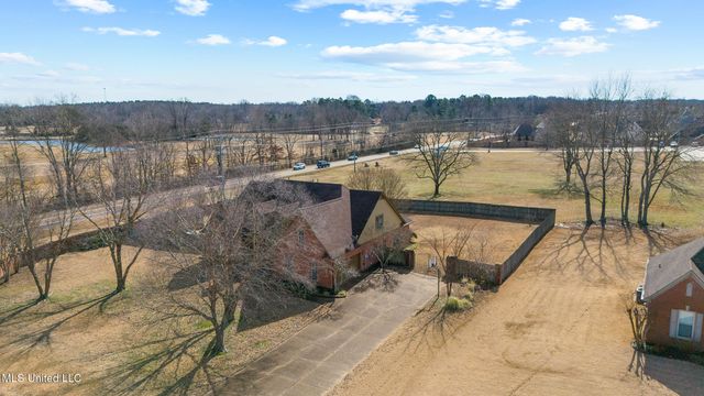 4985 Bobo Place, Olive Branch, MS 38654