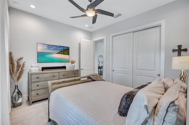 8278 PAVIA WAY, Bradenton, FL 34202