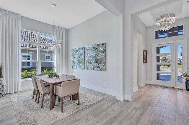 8278 PAVIA WAY, Bradenton, FL 34202