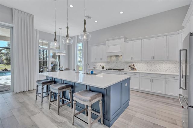 8278 PAVIA WAY, Bradenton, FL 34202