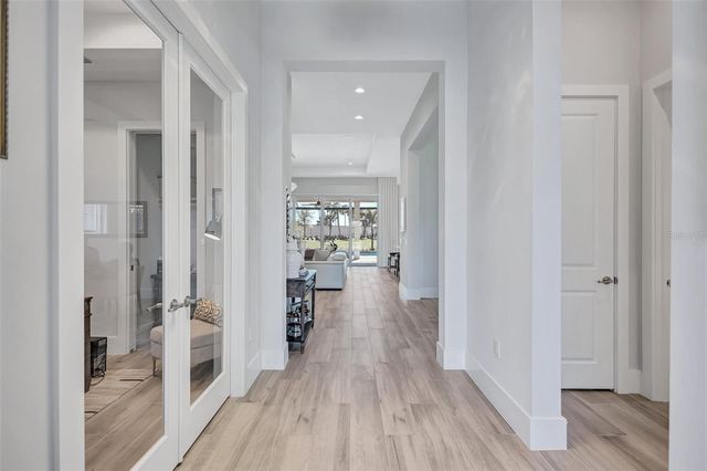 8278 PAVIA WAY, Bradenton, FL 34202