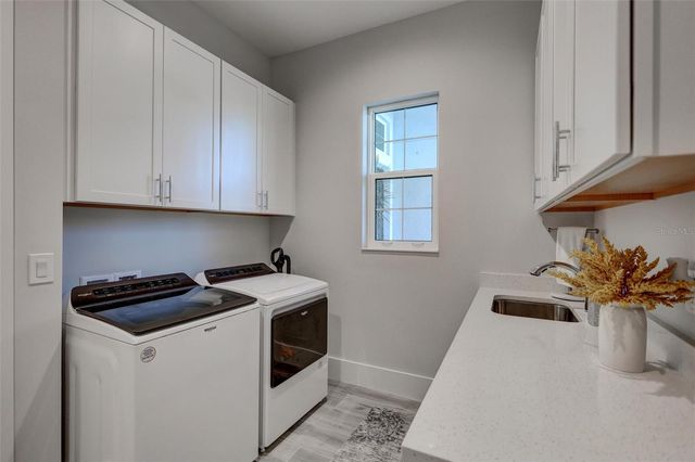 8278 PAVIA WAY, Bradenton, FL 34202