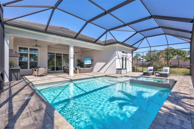 8278 PAVIA WAY, Bradenton, FL 34202