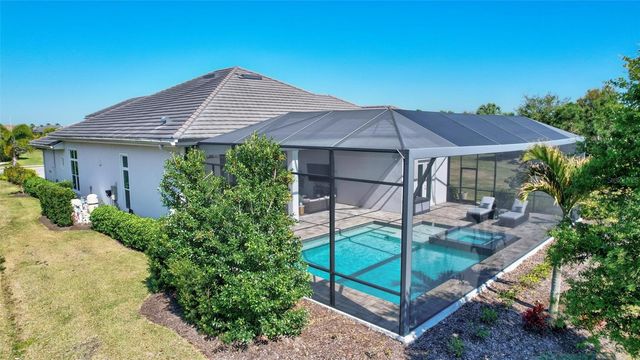 8278 PAVIA WAY, Bradenton, FL 34202