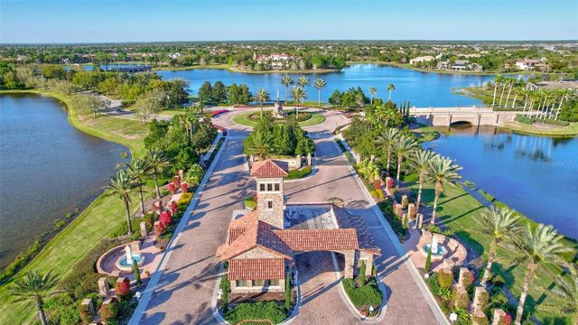 8278 PAVIA WAY, Bradenton, FL 34202