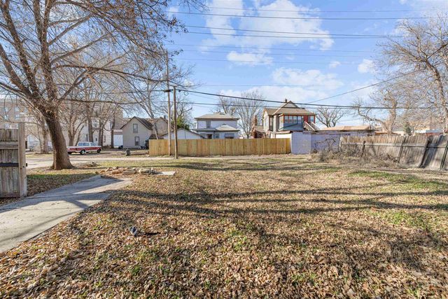 232 S 4th St., Salina, KS 67401