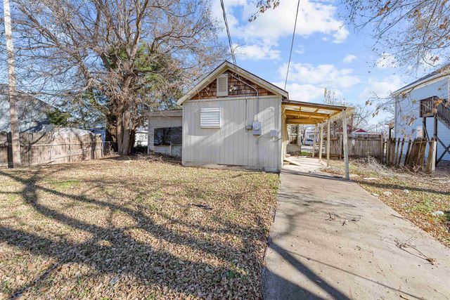 232 S 4th St., Salina, KS 67401