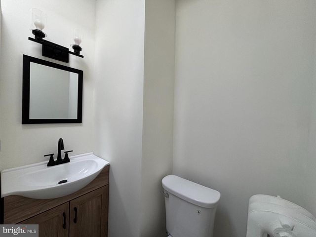 1014 S 53RD ST, Philadelphia, PA 19143