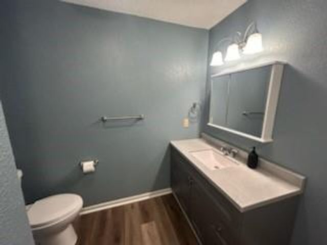 906 E 4th Street, Sedalia, MO 65301