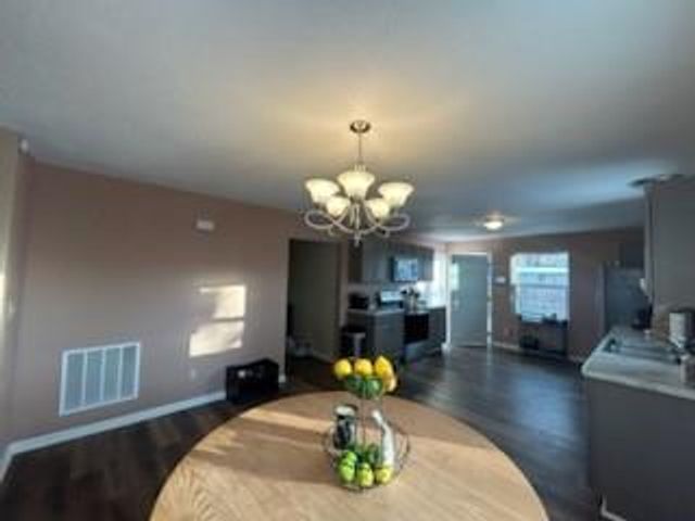 906 E 4th Street, Sedalia, MO 65301