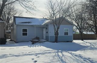 906 E 4th Street, Sedalia, MO 65301