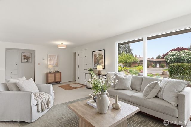 4893 Alpine Drive, Everett, WA 98203