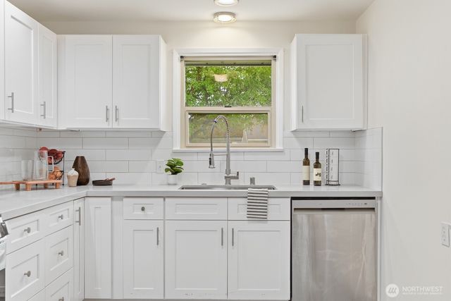 4893 Alpine Drive, Everett, WA 98203