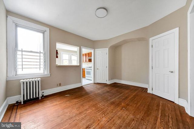 31 LAMPORT RD, Upper Darby, PA 19082