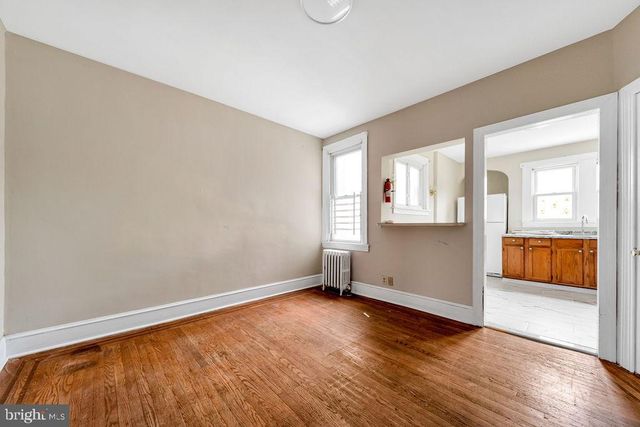 31 LAMPORT RD, Upper Darby, PA 19082