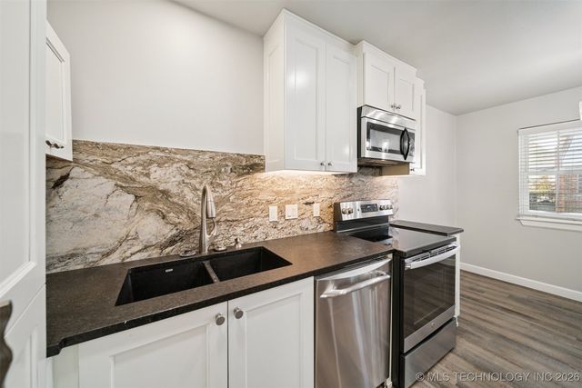 3701 Riverside Drive 14, Tulsa, OK 74105