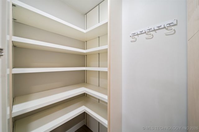 3701 Riverside Drive 14, Tulsa, OK 74105