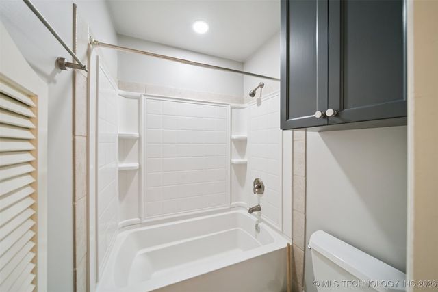 3701 Riverside Drive 14, Tulsa, OK 74105