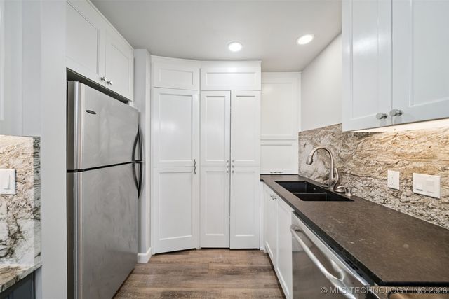 3701 Riverside Drive 14, Tulsa, OK 74105